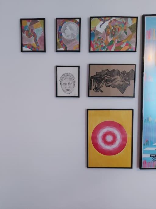 Luminoso Apartamento En El Centro, Con Mucho Arte Севілья Екстер'єр фото